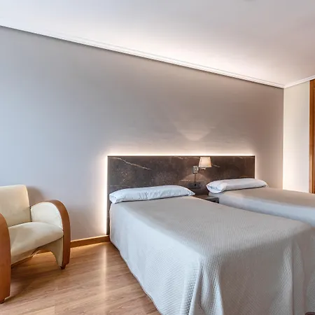 Hotel Pensua Punta Del 3*