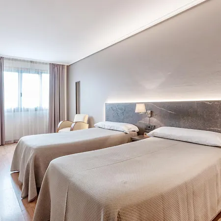 Hotel Pensua Punta Del 3*