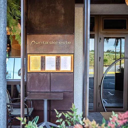 Pensua Punta Del 3* Carballo